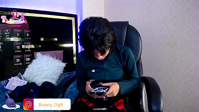 Snapshot of Bunny_O chatting on September 13, 2025, 9:04 pm Bunny O online show from September 13, 2025, 9:04 pm