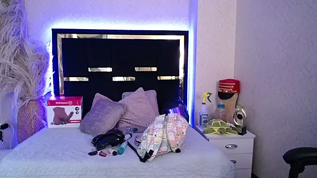 Bunny O online show from March 19, 2026, 12:43 am