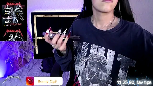 Snapshot of Bunny_O chatting on November 16, 2025, 10:13 pm Bunny O online show from November 16, 2025, 10:13 pm