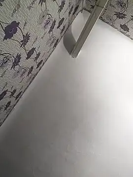 Snapshot of SweetLeila40 chatting on February 27, 2025, 7:19 am SweetLeila40 online show from February 27, 2025, 7:19 am