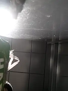 Snapshot of SweetLeila40 chatting on November 8, 2025, 8:01 pm SweetLeila40 online show from November 8, 2025, 8:01 pm