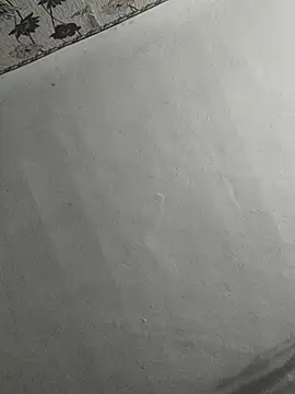 Snapshot of SweetLeila40 chatting on February 17, 2025, 8:27 pm SweetLeila40 online show from February 17, 2025, 8:27 pm