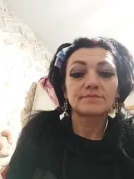 Snapshot of SweetLeila40 chatting on November 18, 2025, 6:33 pm SweetLeila40 online show from November 18, 2025, 6:33 pm