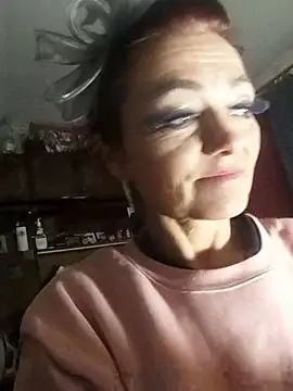 Snapshot of SweetLeila40 chatting on January 13, 2026, 6:34 pm SweetLeila40 online show from January 13, 2026, 6:34 pm