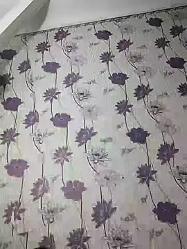 Snapshot of SweetLeila40 chatting on February 12, 2025, 9:22 pm SweetLeila40 online show from February 12, 2025, 9:22 pm