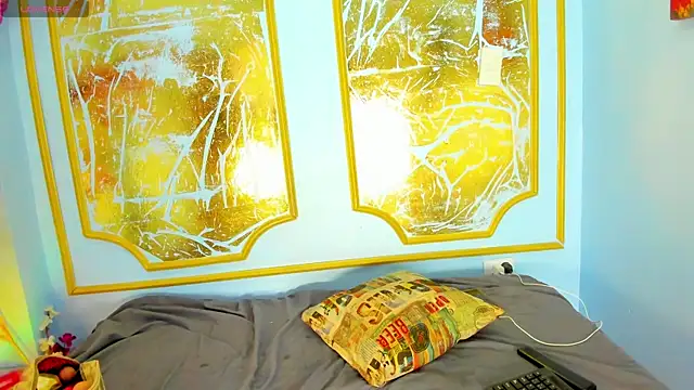 melaniecooperr online show from March 3, 2026, 3:24 am