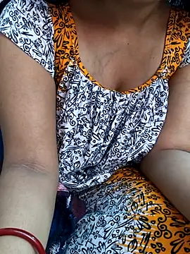 Snapshot of MUMTAJ-1 chatting on April 13, 2026, 1:42 am MUMTAJ-1 online show from April 13, 2026, 1:42 am