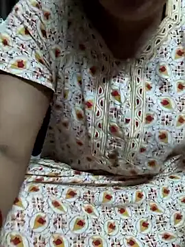 Snapshot of MUMTAJ-1 chatting on April 8, 2026, 1:18 am MUMTAJ-1 online show from April 8, 2026, 1:18 am