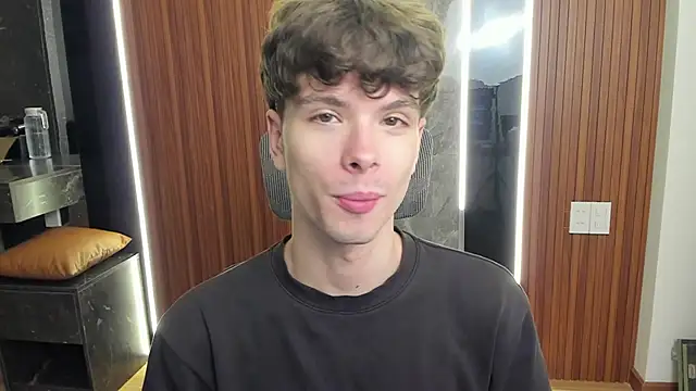 calvin love you online show from April 18, 2026, 5:15 pm