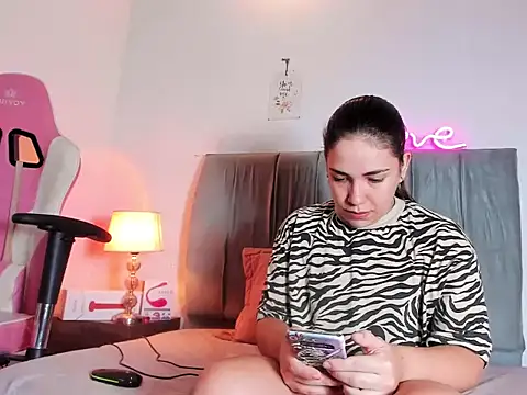 Sofia Guzman xxx online show from November 4, 2025, 6:44 pm