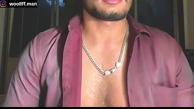 Snapshot of dickpois0n chatting on February 7, 2025, 6:24 pm dickpois0n online show from February 7, 2025, 6:24 pm