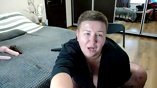 Snapshot of Annet1912 chatting on November 20, 2025, 9:32 am Annet1912 online show from November 20, 2025, 9:32 am