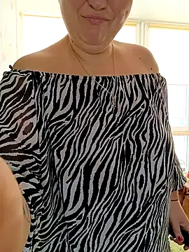 Snapshot of Annet1912 chatting on February 9, 2026, 9:29 am Annet1912 online show from February 9, 2026, 9:29 am