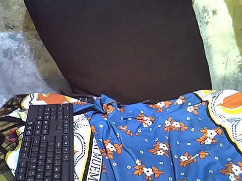 Soft gal12 online show from October 17, 2025, 5:44 am