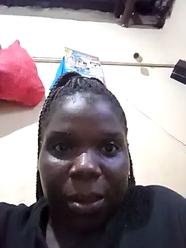 Snapshot of Soft_gal12 chatting on February 28, 2026, 9:36 pm Soft gal12 online show from February 28, 2026, 9:36 pm