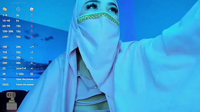 Snapshot of Tahiraa_ chatting on February 6, 2025, 1:21 pm Tahiraa online show from February 6, 2025, 1:21 pm