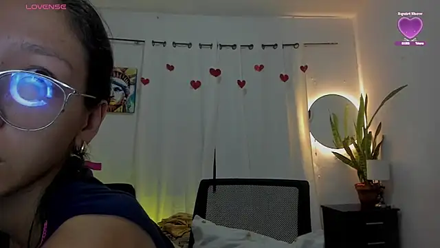 Sophie sweett19 online show from February 12, 2026, 9:14 pm