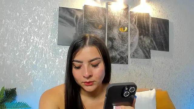 Snapshot of lilicooper_ chatting on February 19, 2025, 7:37 pm lilicooper online show from February 19, 2025, 7:37 pm