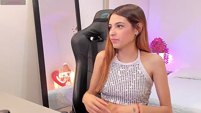 Snapshot of sofiarouge chatting on March 14, 2025, 9:21 pm sofiarouge online show from March 14, 2025, 9:21 pm