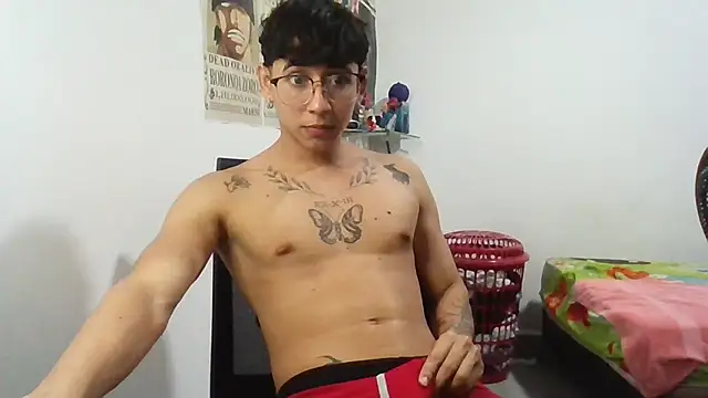 Dillom420 online show from January 14, 2025, 5:19 am