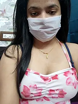 Myloveurvi online show from October 24, 2025, 2:38 pm