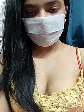 Myloveurvi online show from February 19, 2026, 11:51 am