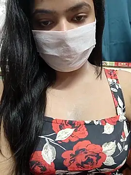 Snapshot of Myloveurvi chatting on June 4, 2026, 9:47 am Myloveurvi online show from June 4, 2026, 9:47 am