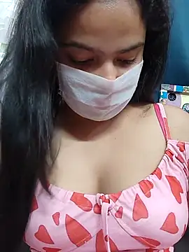 Snapshot of Myloveurvi chatting on June 1, 2026, 4:28 pm Myloveurvi online show from June 1, 2026, 4:28 pm