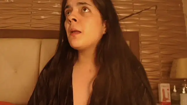 sofiaclauss online show from October 29, 2025, 9:14 pm