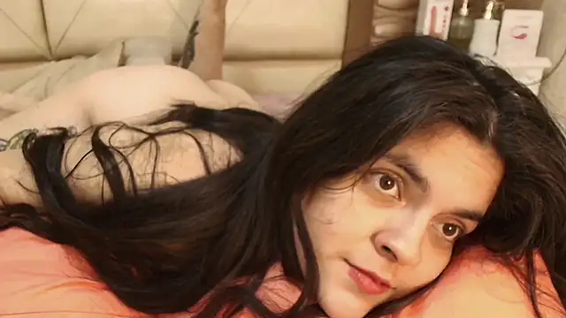 sofiaclauss online show from October 29, 2025, 9:08 am