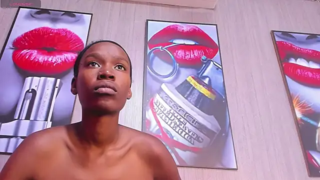 Snapshot of ebony_march chatting on February 25, 2025, 6:33 pm ebony march online show from February 25, 2025, 6:33 pm