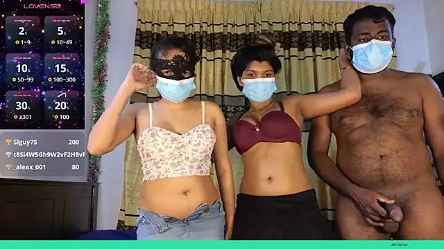 Snapshot of Queen_ashawary chatting on December 7, 2024, 8:00 pm Queen ashawary online show from December 7, 2024, 8:00 pm