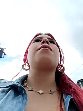 aurora sky11 online show from September 15, 2025, 9:15 pm