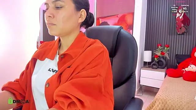 Snapshot of natasha__jackson chatting on February 6, 2026, 12:01 pm natasha jackson online show from February 6, 2026, 12:01 pm