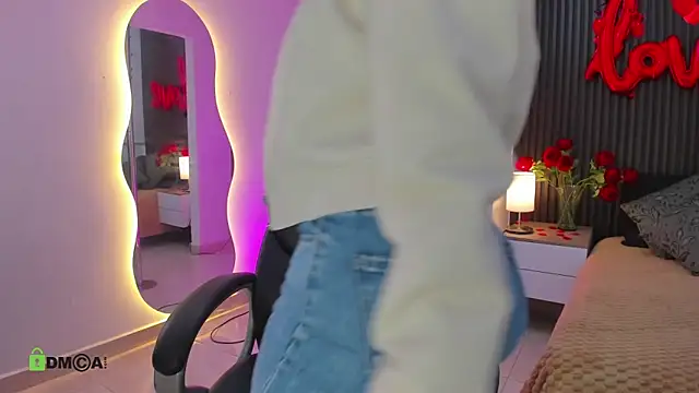 Snapshot of natasha__jackson chatting on February 18, 2026, 1:40 pm natasha jackson online show from February 18, 2026, 1:40 pm