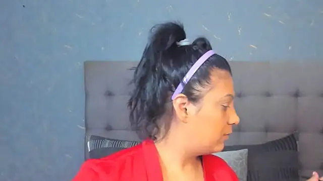 AmyCubes online show from September 18, 2025, 3:20 am