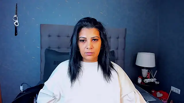 AmyCubes online show from November 5, 2025, 7:22 am