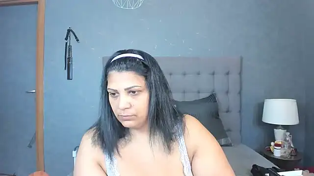 AmyCubes online show from September 14, 2025, 5:30 am