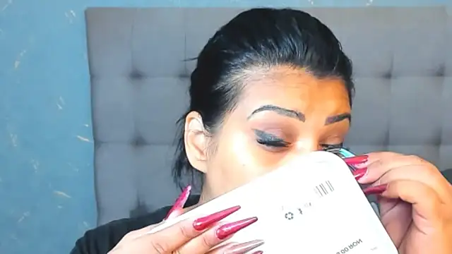 AmyCubes online show from September 26, 2025, 6:20 am