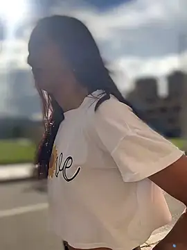 Snapshot of Nikol_Rang__ chatting on October 24, 2025, 8:30 pm Nikol Rang online show from October 24, 2025, 8:30 pm