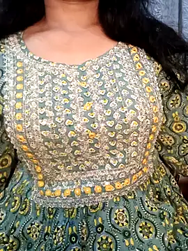 Rina777o online show from November 23, 2025, 5:45 pm