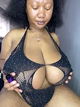 MayaPassion online show from November 16, 2025, 5:12 am