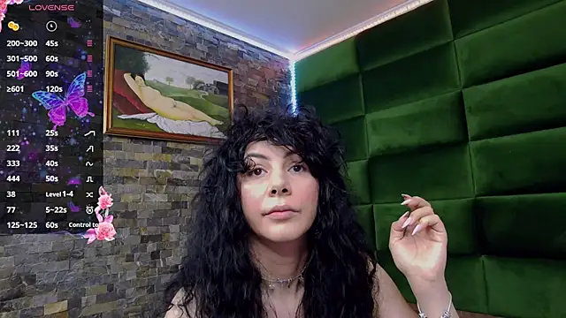 SelenSummer online show from April 5, 2026, 3:46 am