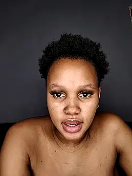 Snapshot of Sego_TeeTee chatting on May 23, 2026, 7:29 am Sego TeeTee online show from May 23, 2026, 7:29 am