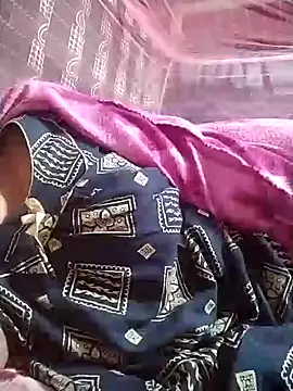 Snapshot of Satheroy chatting on February 27, 2025, 11:37 pm Satheroy online show from February 27, 2025, 11:37 pm