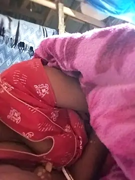 Snapshot of Satheroy chatting on February 12, 2025, 3:05 pm Satheroy online show from February 12, 2025, 3:05 pm