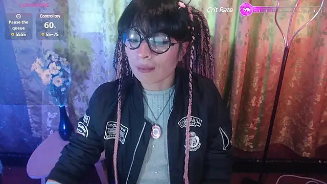 Snapshot of Solange911 chatting on February 22, 2025, 3:36 pm Solange911 online show from February 22, 2025, 3:36 pm