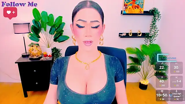 TwittyGirL9inch exotic online show from October 26, 2025, 5:57 pm