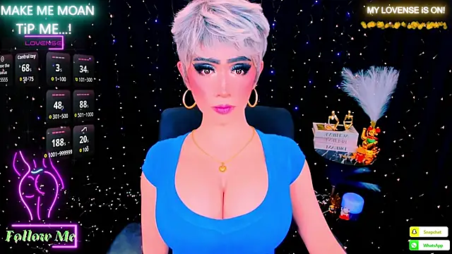 Snapshot of TwittyGirL9inch_exotic chatting on January 17, 2026, 9:40 pm TwittyGirL9inch exotic online show from January 17, 2026, 9:40 pm