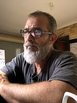 Snapshot of ausbod chatting on December 2, 2024, 10:56 am ausbod online show from December 2, 2024, 10:56 am